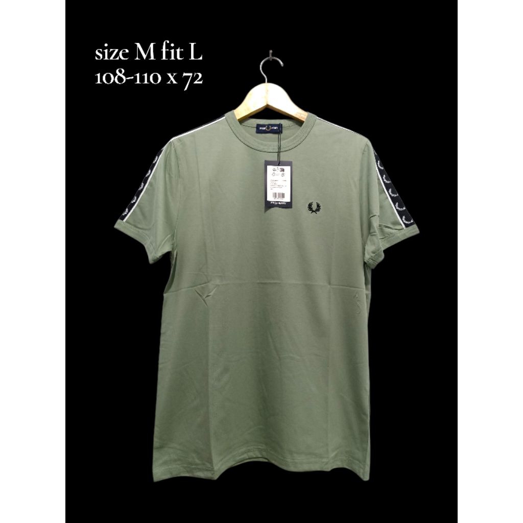 kaos t-shirt FP fred P3rry taped sage sz M fit L BNWT premi
