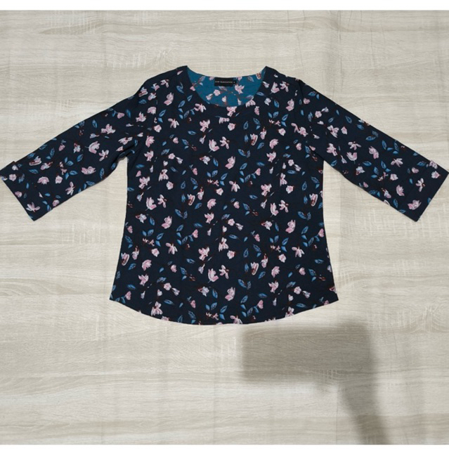 The Executive blouse bunga size M preloved