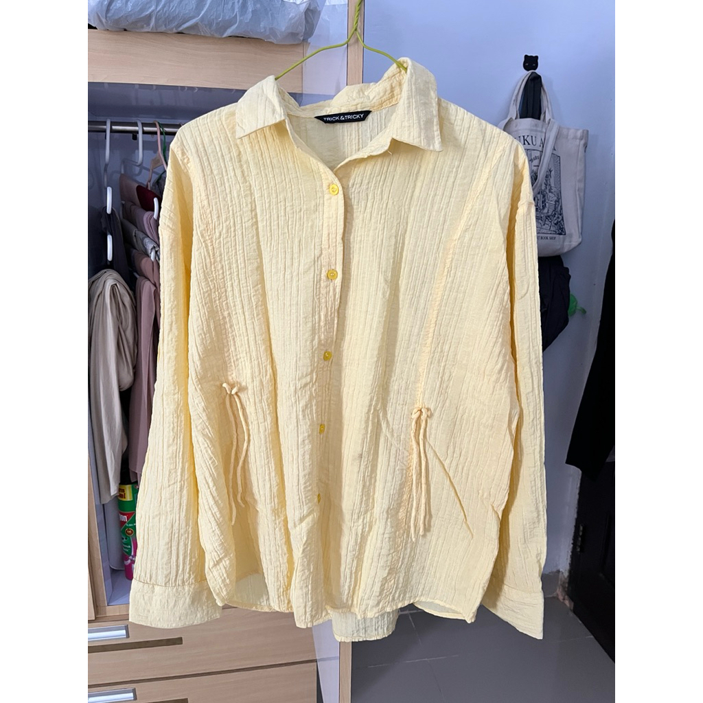 Preloved TRICK & TRICKY Ribon Shirt