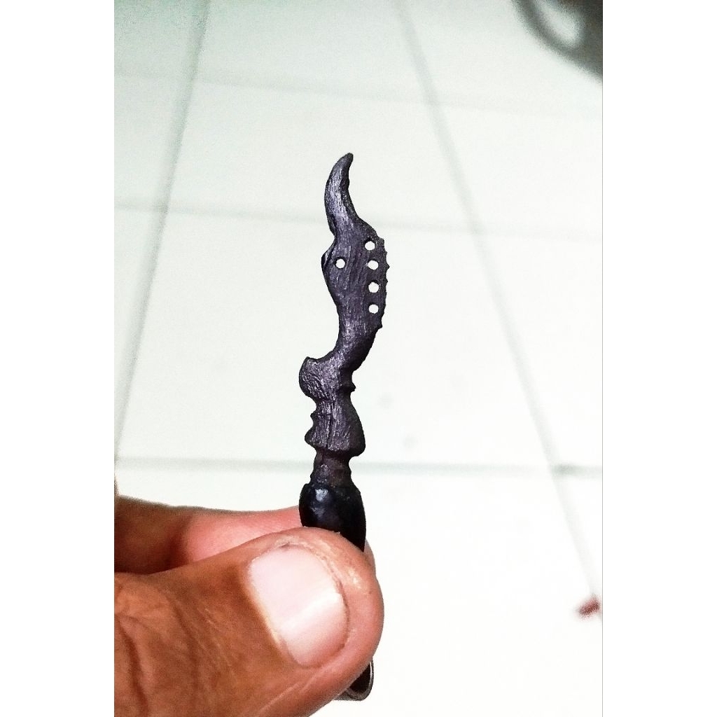 Liontin Kujang Ciung Pamor