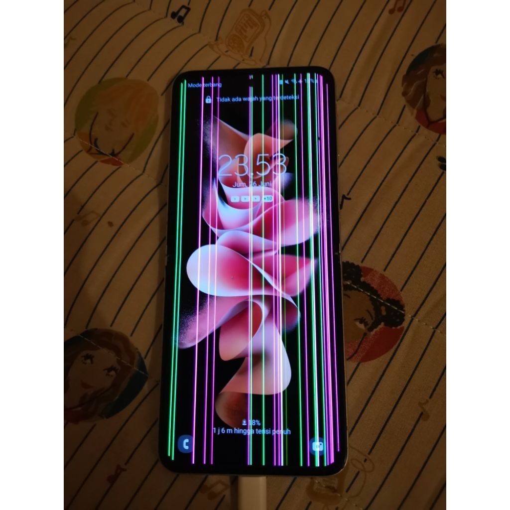 Samsung Flip 3 Minus LCD 256Gb Resmi Indonesia