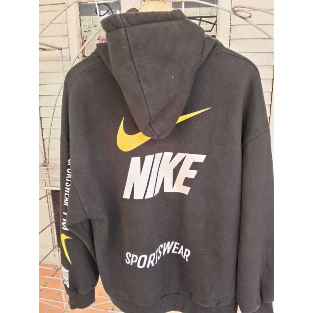 Nike ambush