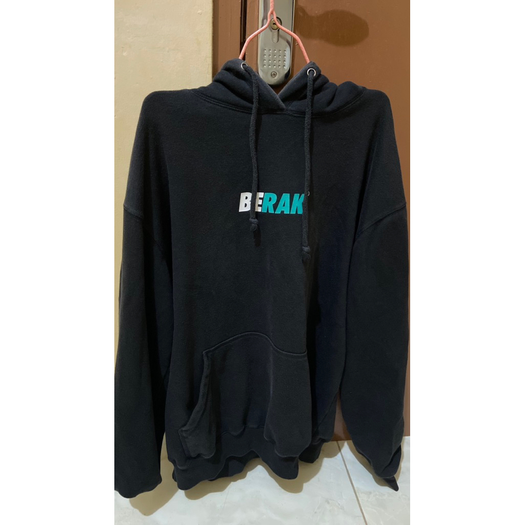 Preloved hoodie Berak