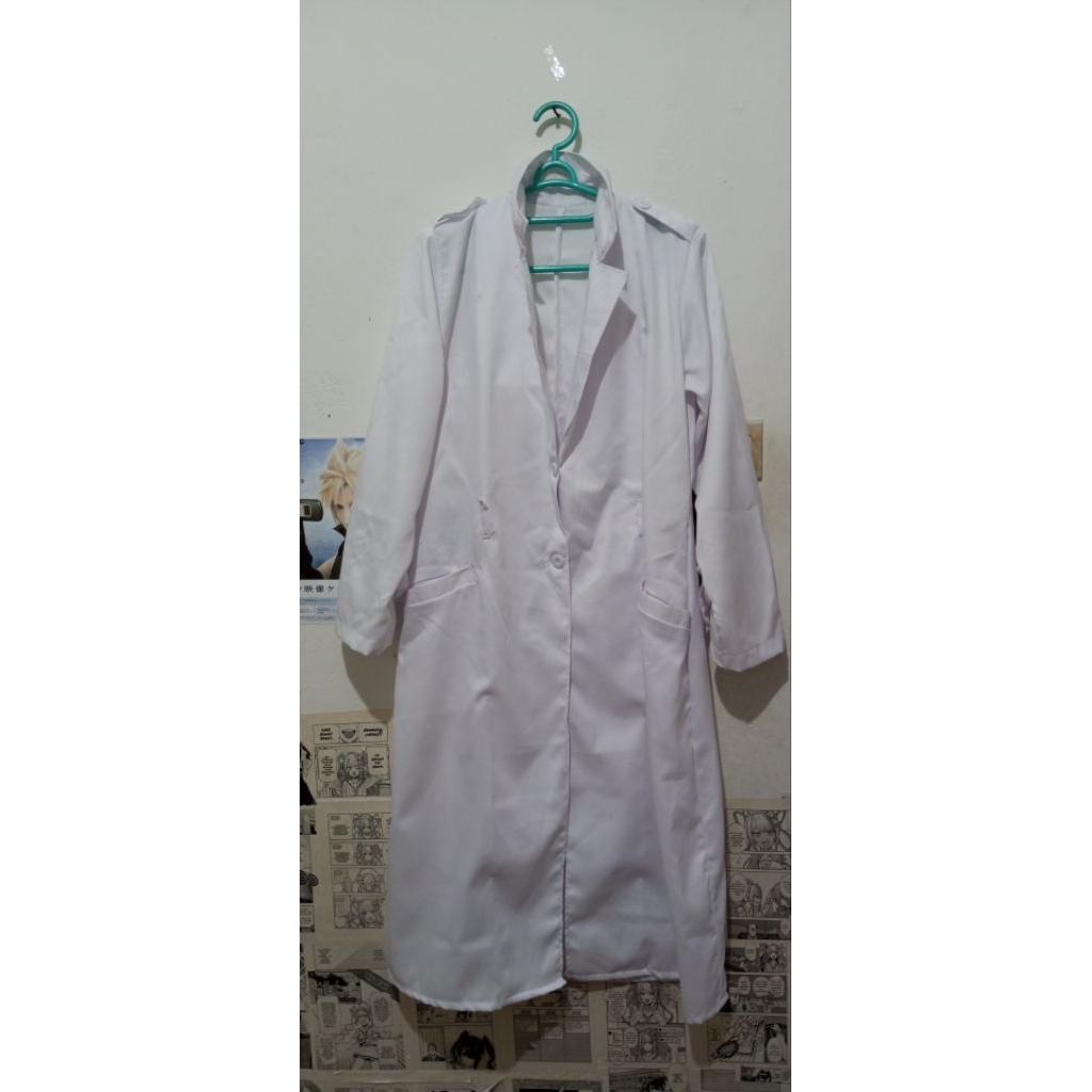 prelove coat putih/coat dokja