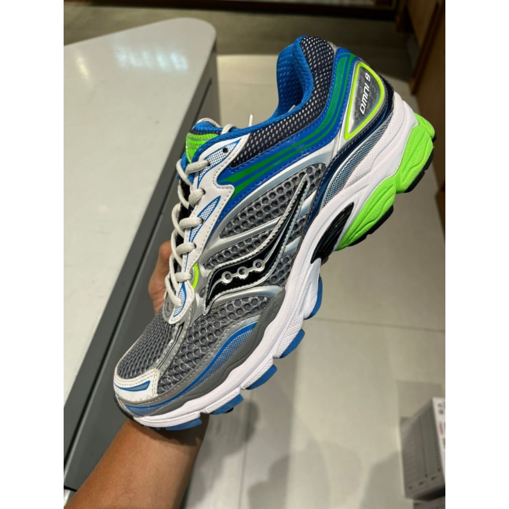 SAUCONY PROGRID OMNI 9 OG