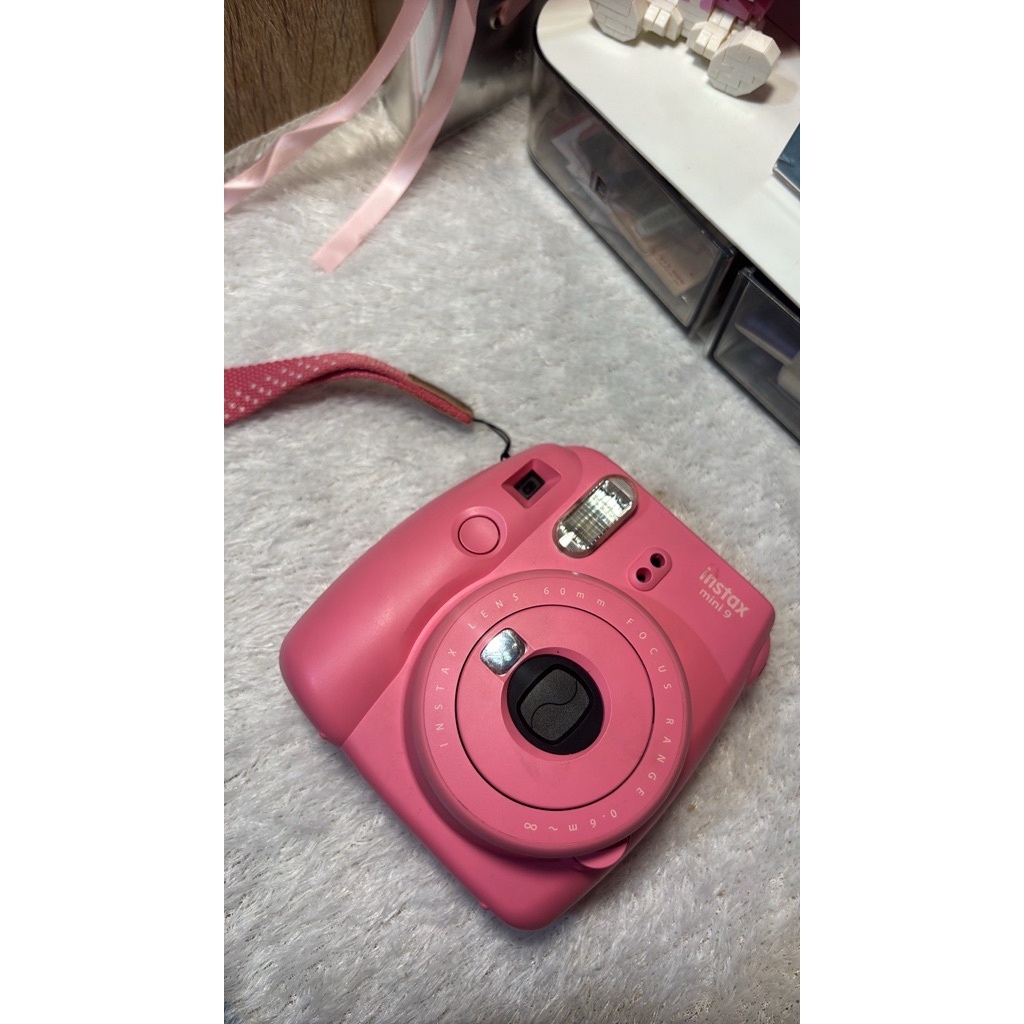 Preloved Camera Kamera Instax Mini 9 Flamingo Pink