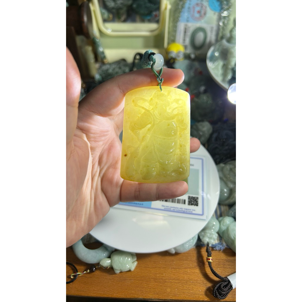 Liontin Giok Dewa Guan Gong/ Guan Yu Burma Natural Yellow Jade Grade A Bersertifikat 100% Asli Giok
