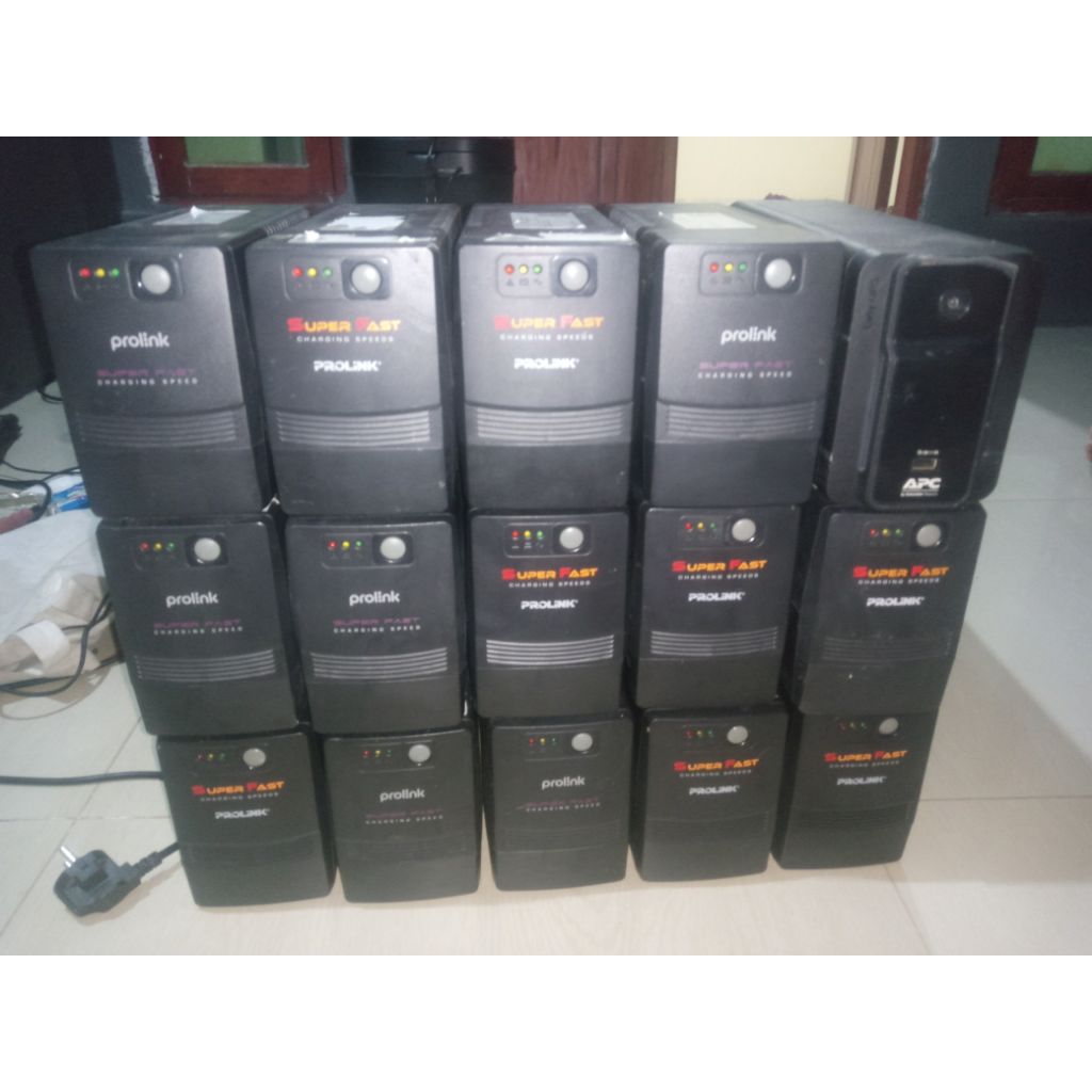 UPS PROLINK 700 WATT TANPA AKI