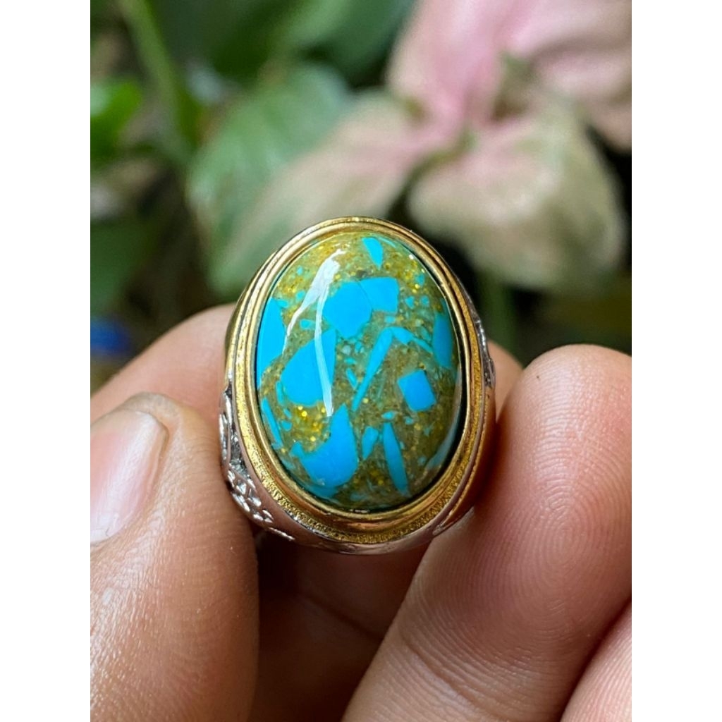 Cincin pria batu pirus Iran urat emas