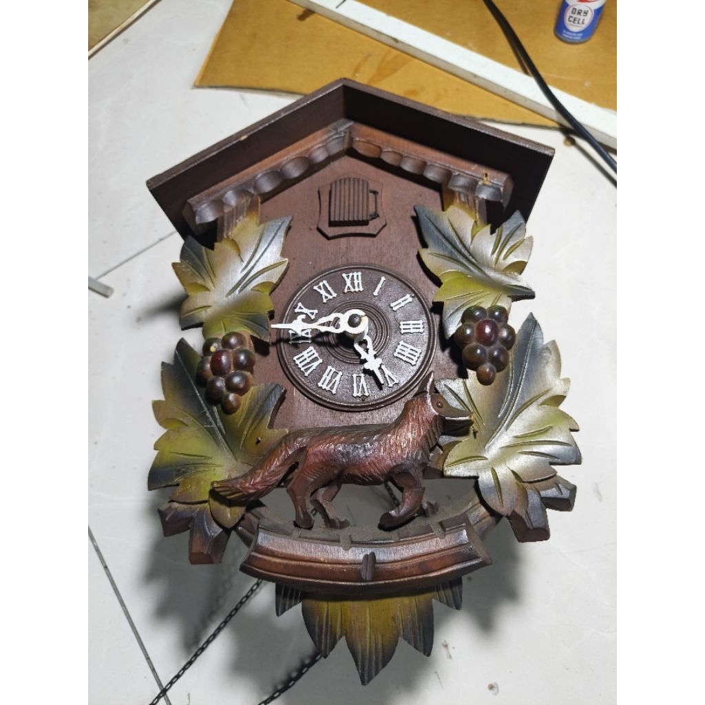 Jam kukuk antik Germany