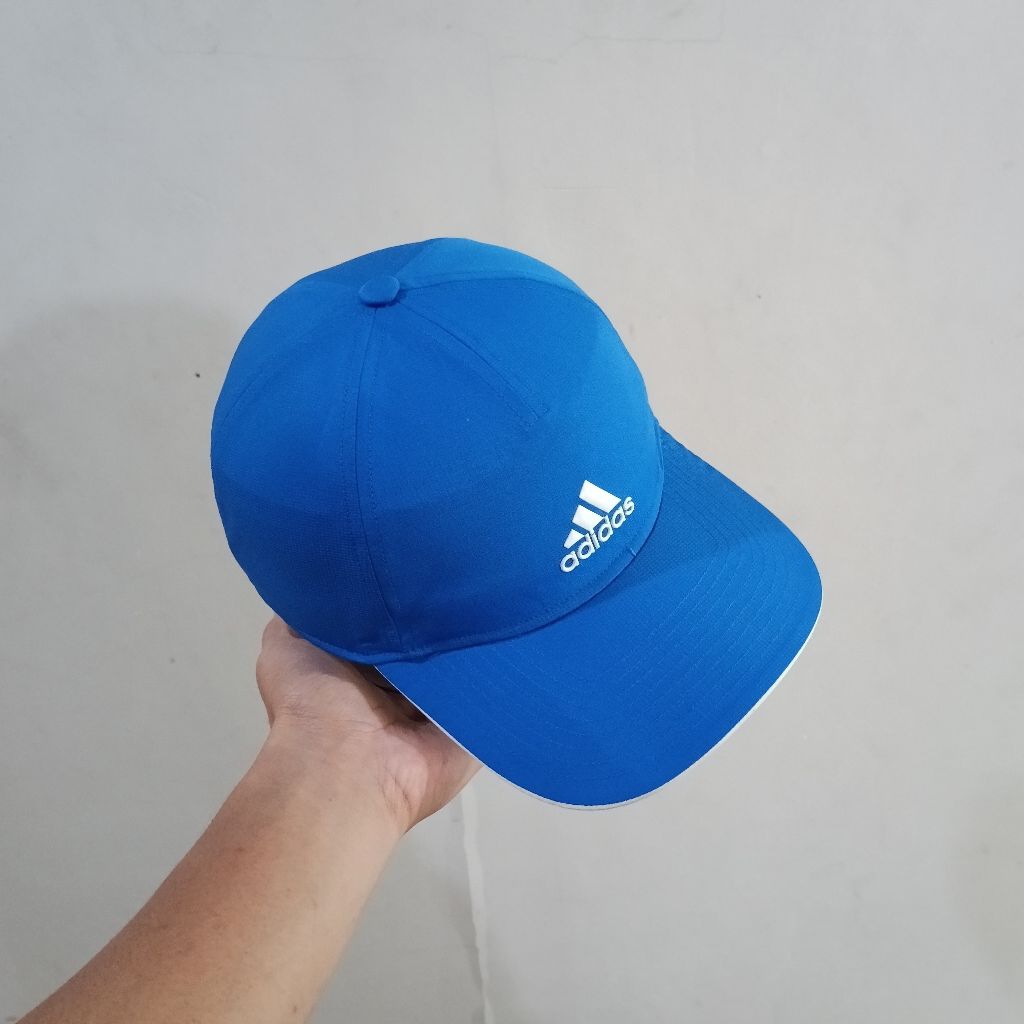 TOPI RUNNING. TOPI OLAHRAGA ADIDAS