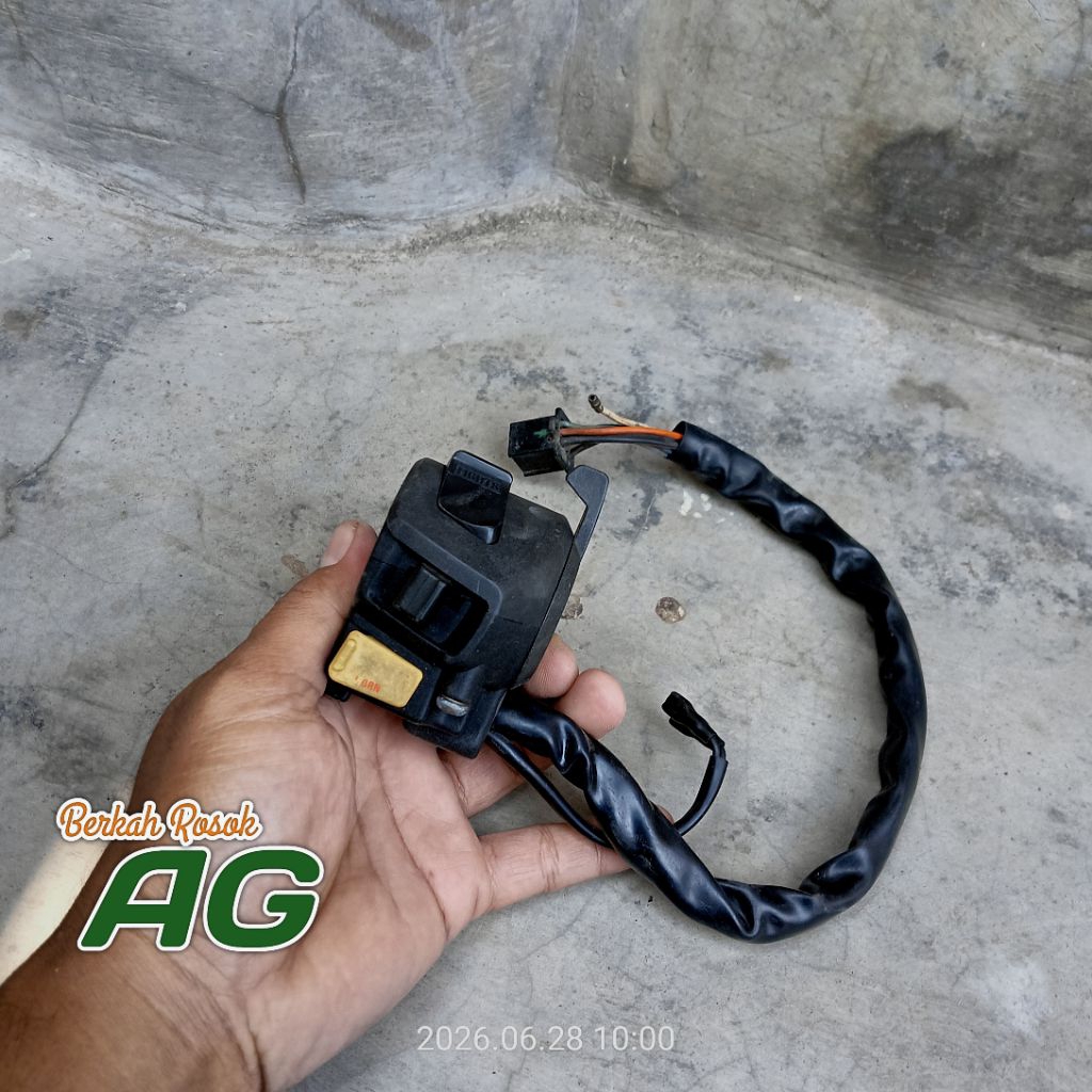 saklar,holder kiri ORIGINAL copotan tiger revo  [ REALLPICK ]