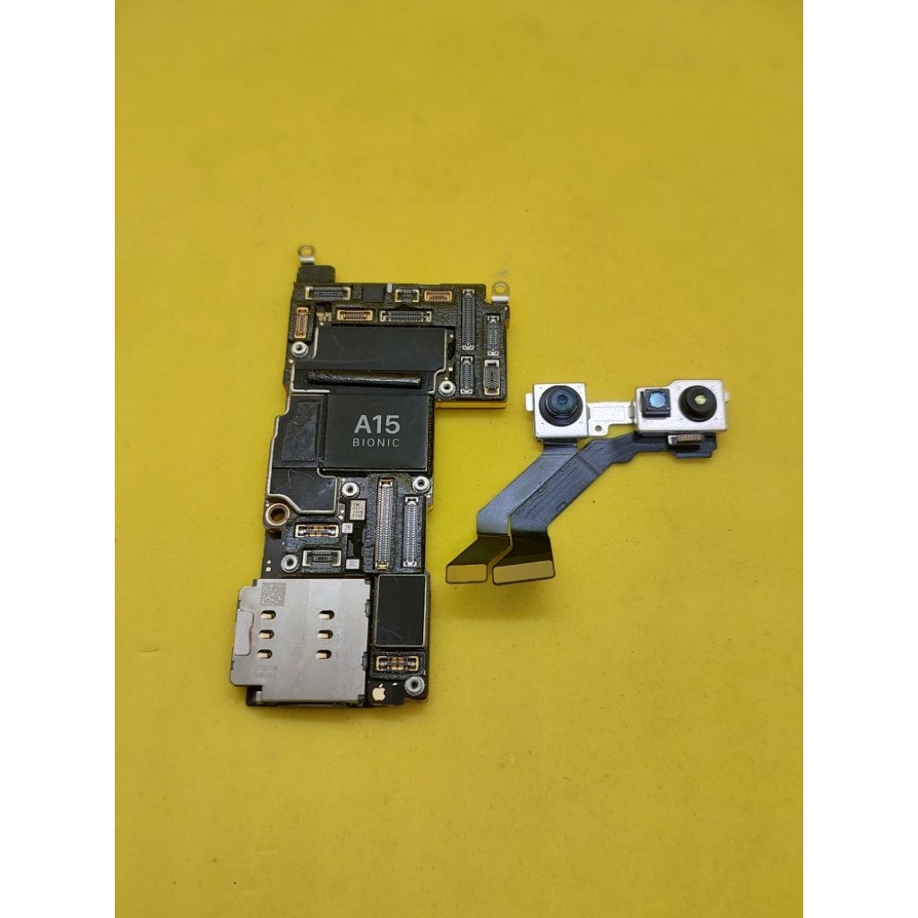 Mesin iPhone 13 Pro Max Hidup Segelan