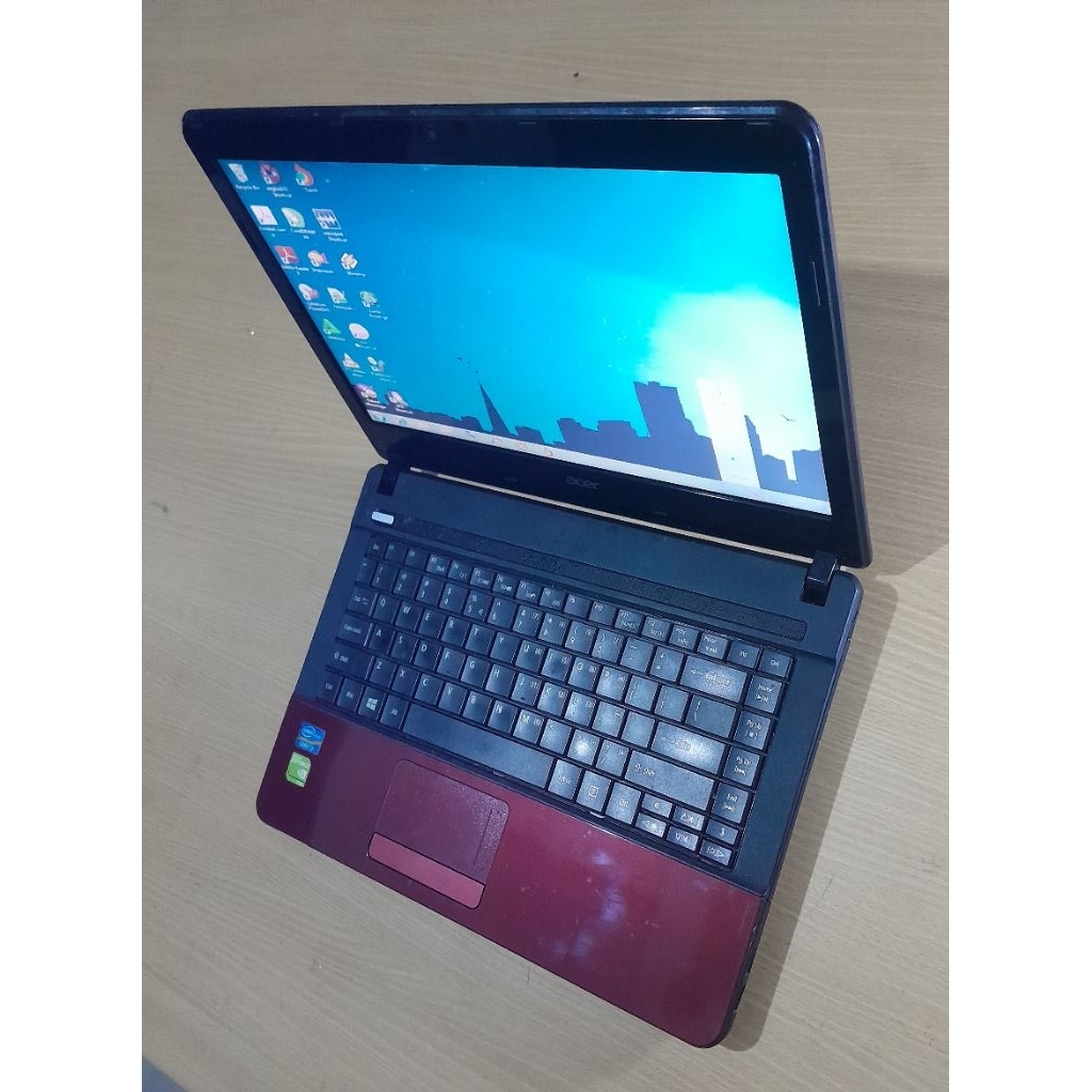 Acer aspire E1 471G Core i5 gen3 nvidia
