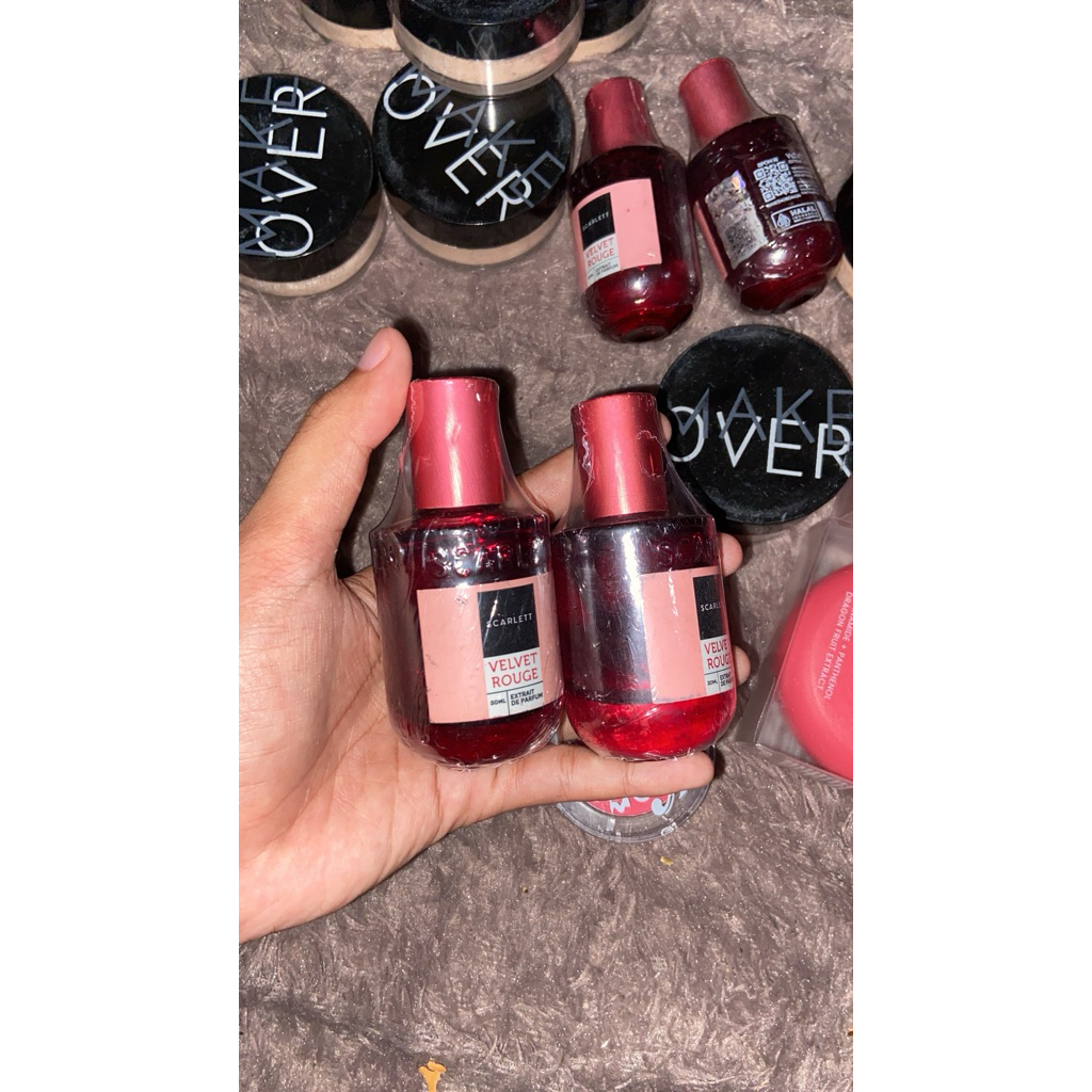 Bedak MAKE OVER