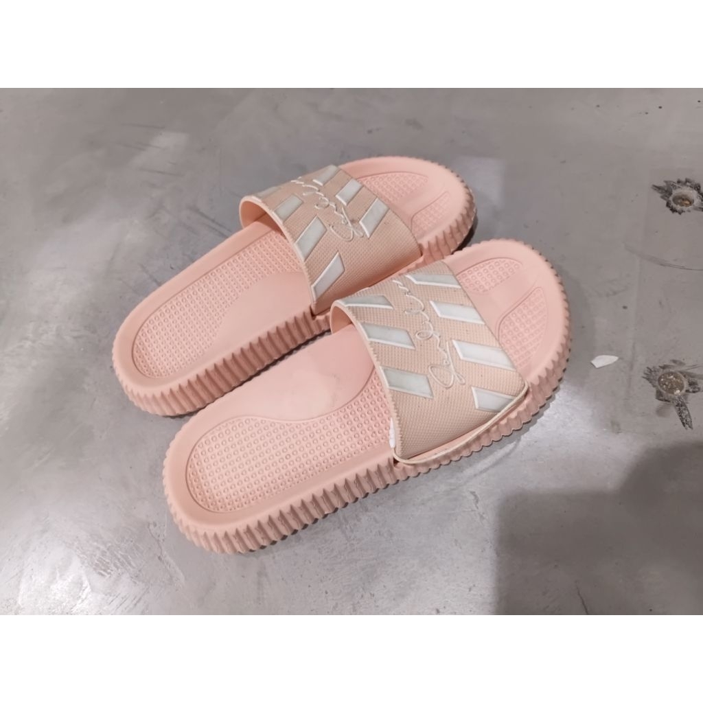 SANDAL SELOP PEREMPUAN ZANDILAC