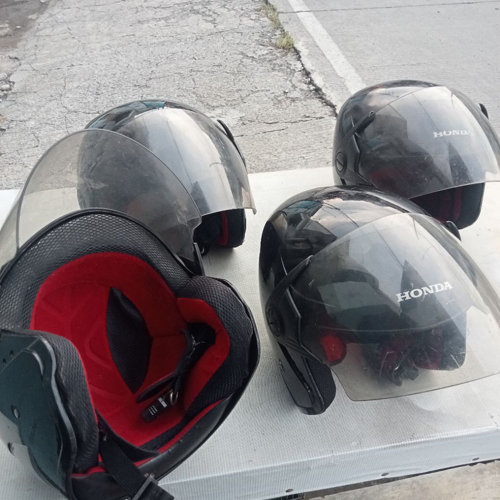 HELM PCX SECOND ORIGINAL