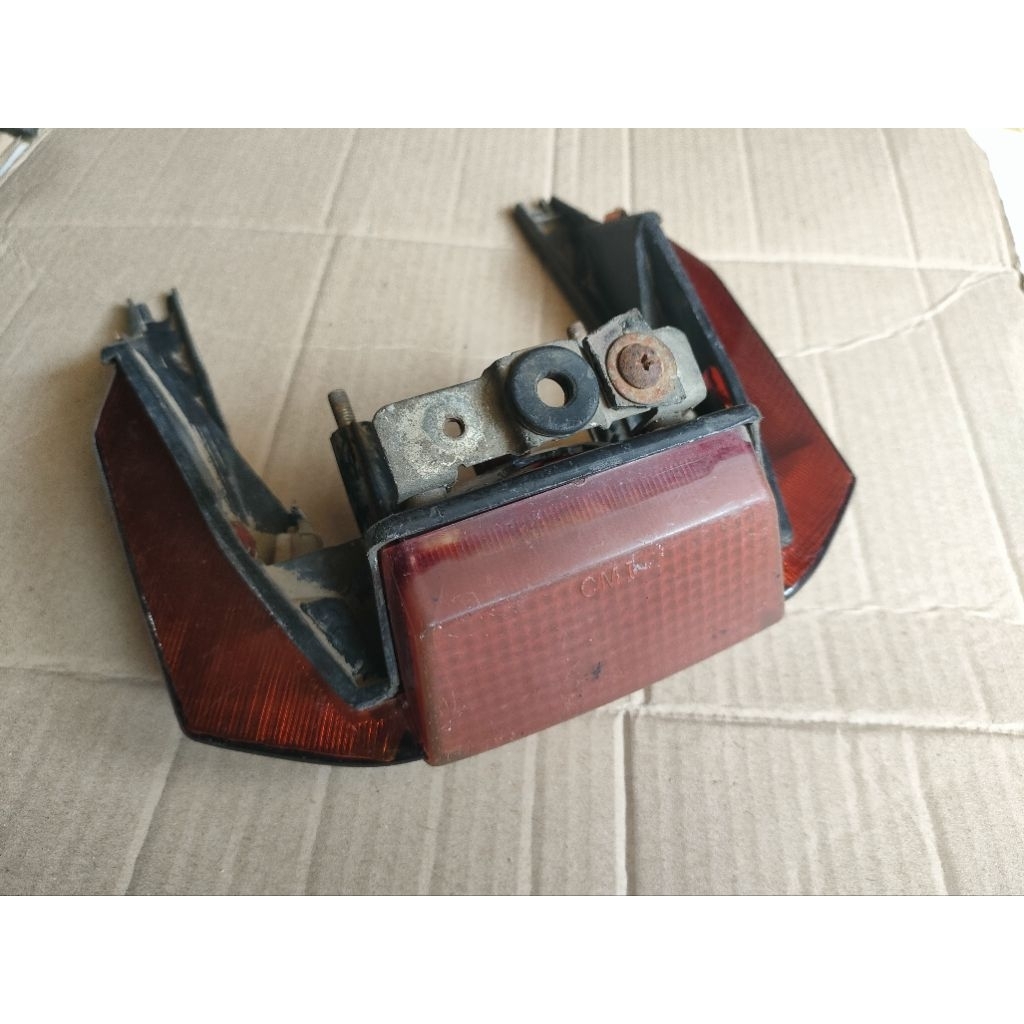 Lampu set Suzuki Kristal crystal belakang full set