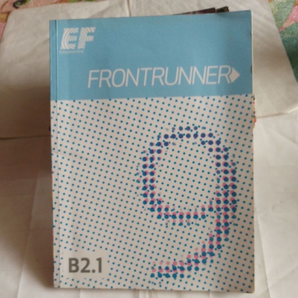 BUKU EF FRONTRUNNER 9