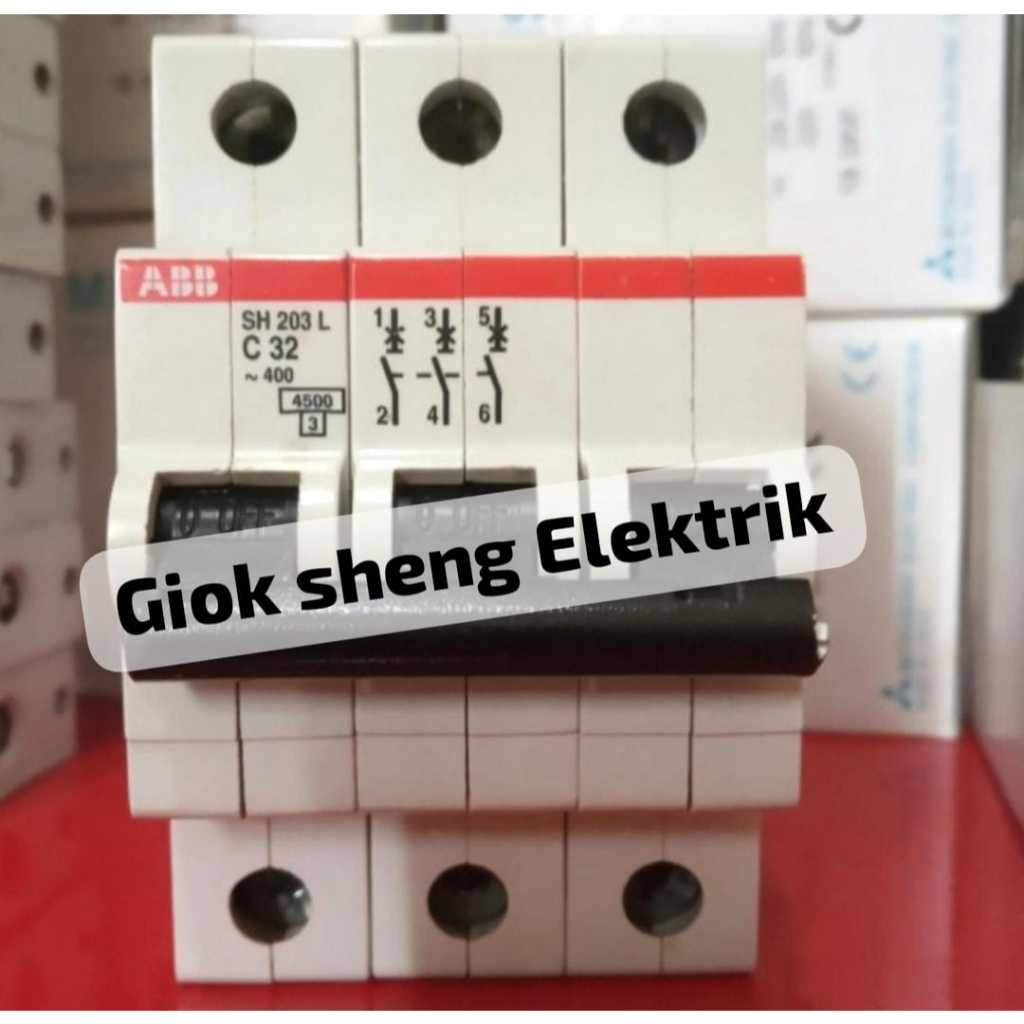 MCB 3PHASE 32A SH2031 4.5kA ABB