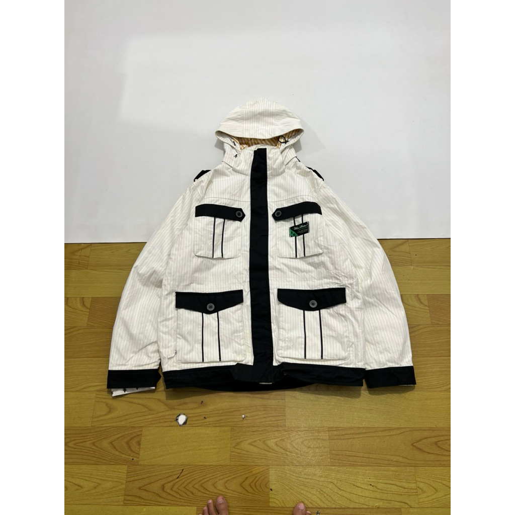 burton snowboard outdoor jacket waterproof
