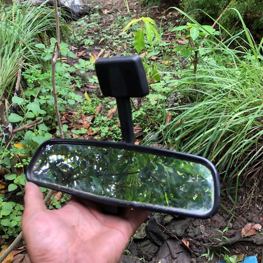 Spion tengah suzuki forsa 86 japan second