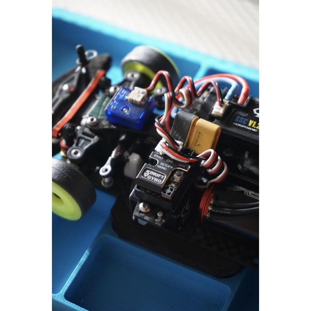 Dasmikro Receiver Built-in Gyro Sanwa FH4 + CNC Metal Case & Sanwa RX-471 + Gyro Onisiki