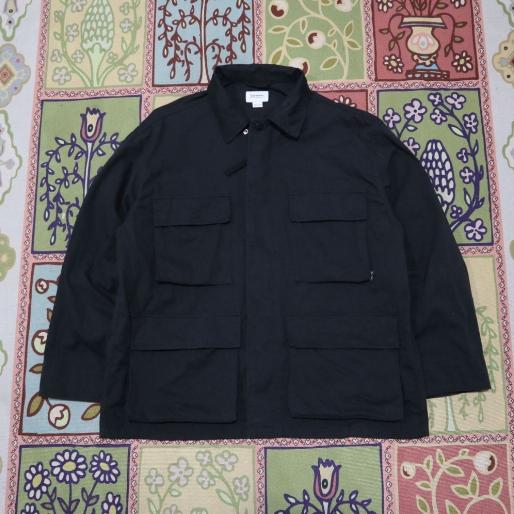JAKET PARKA UTILITY COVERNAT SIZE L PXL 70X60 CM LD 120 CM