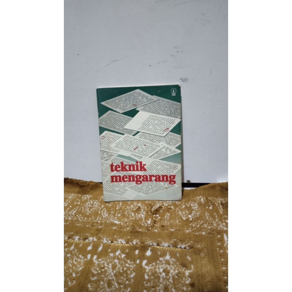 ( preloved) buku teknik mengarang orginal
