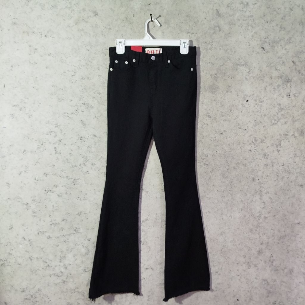 Celana panjang jeans Cutbry OOT DESIGN BY OOTJ Hitam Pekat Unfinished cutbry fit casual size 29