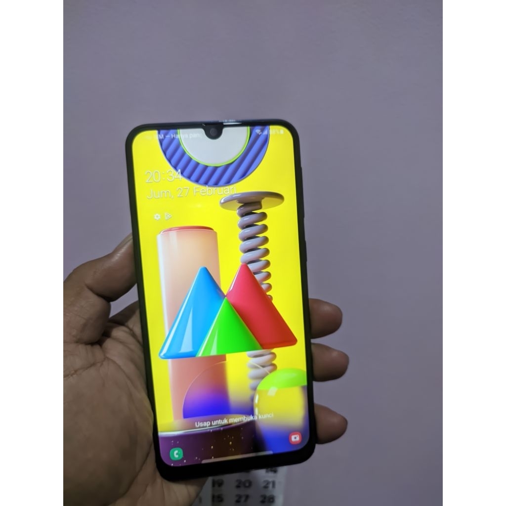 m31 super amoled 6/128