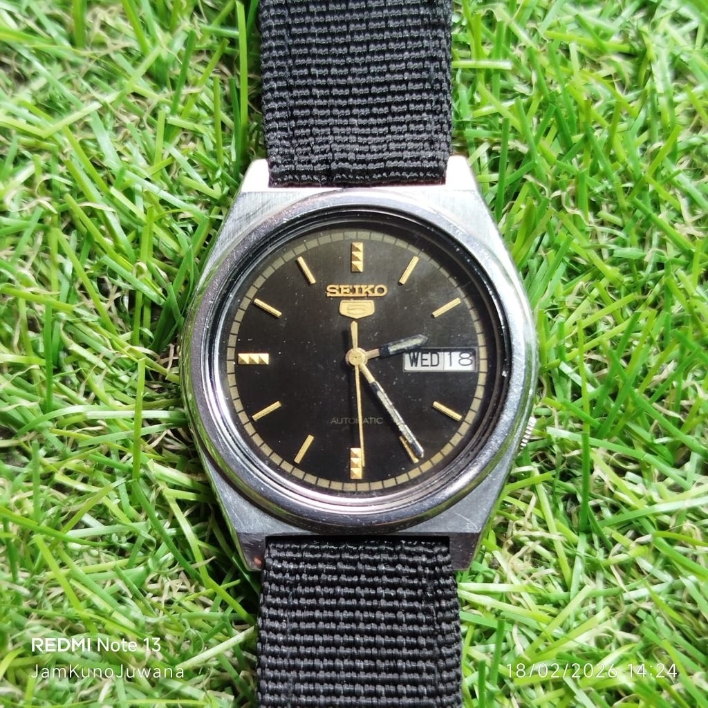 jam tangan SEIKO 5 AUTOMATIC 7009-3070