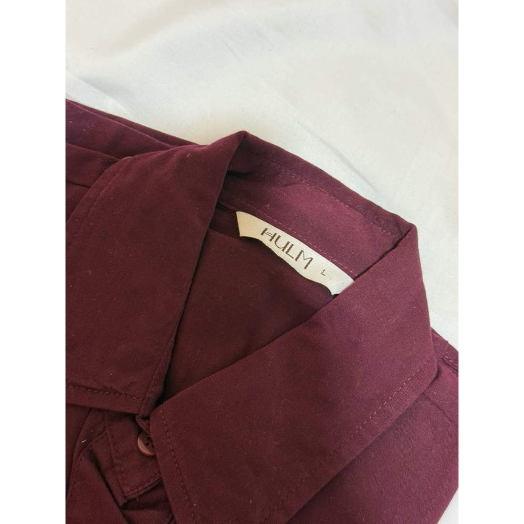 [SECOND] HULM Kemeja Fitted Wanita