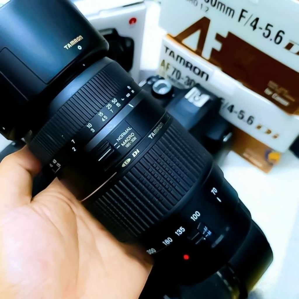 Lensa tamron 70-300mm nikon