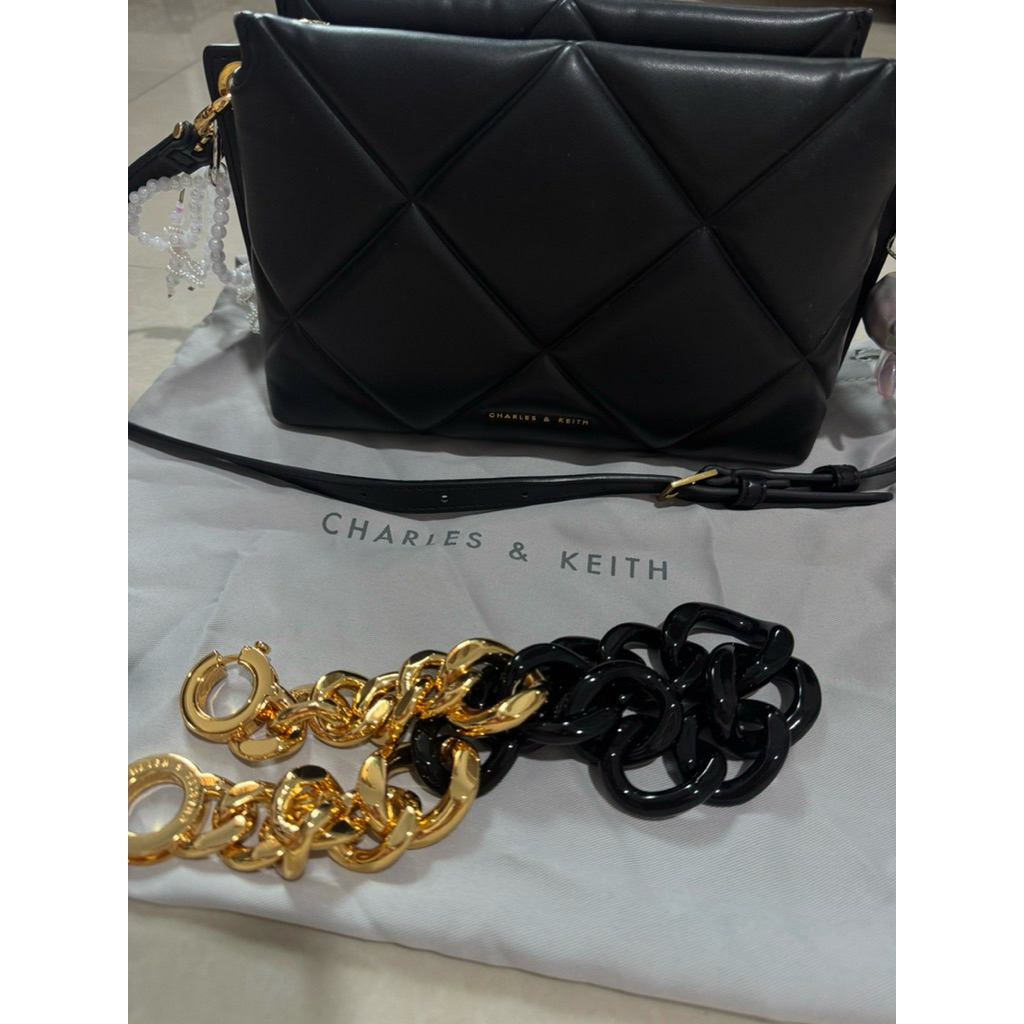 [PRELOVED] TAS CHARLES & KEITH 100% ORIGINAL