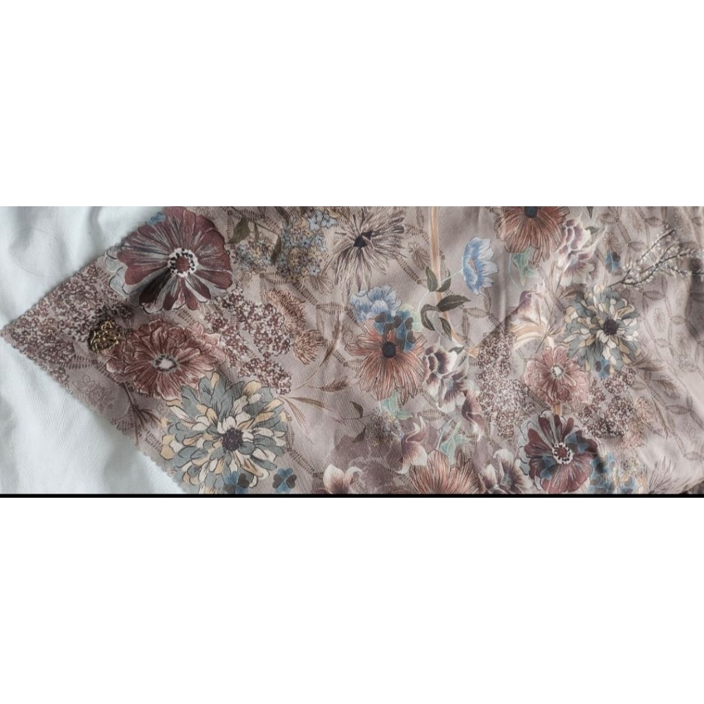 preloved Heaven Lights Scarf