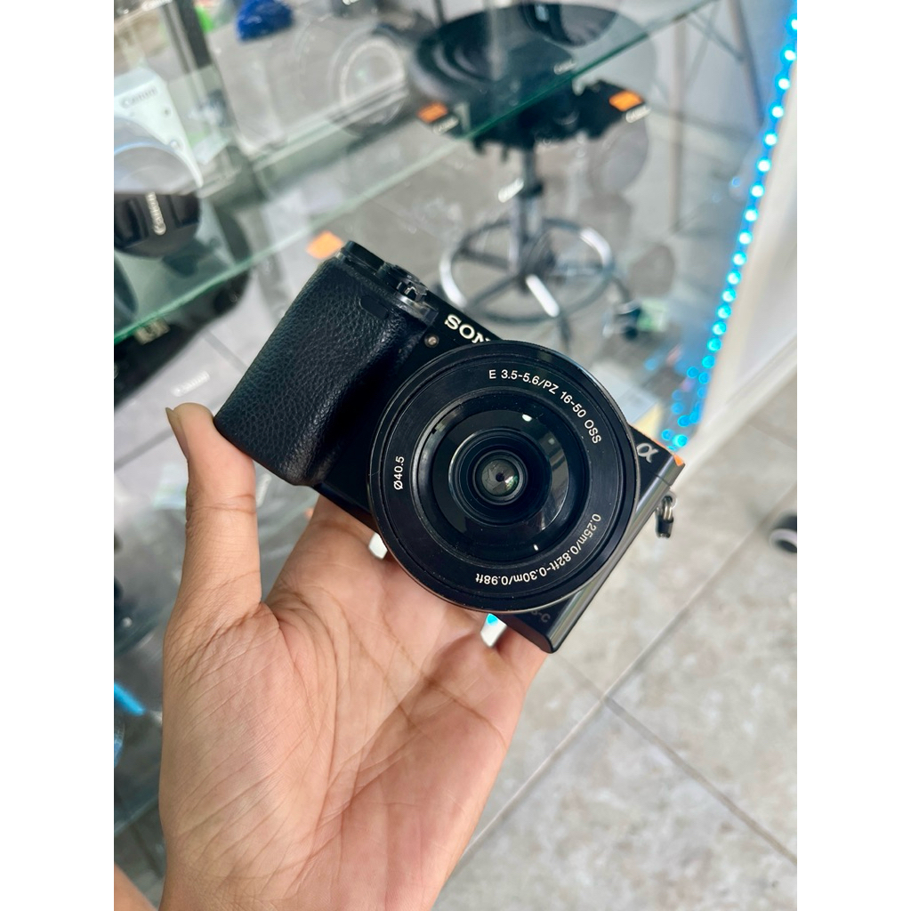 KAMERA SONY A6000 Kit