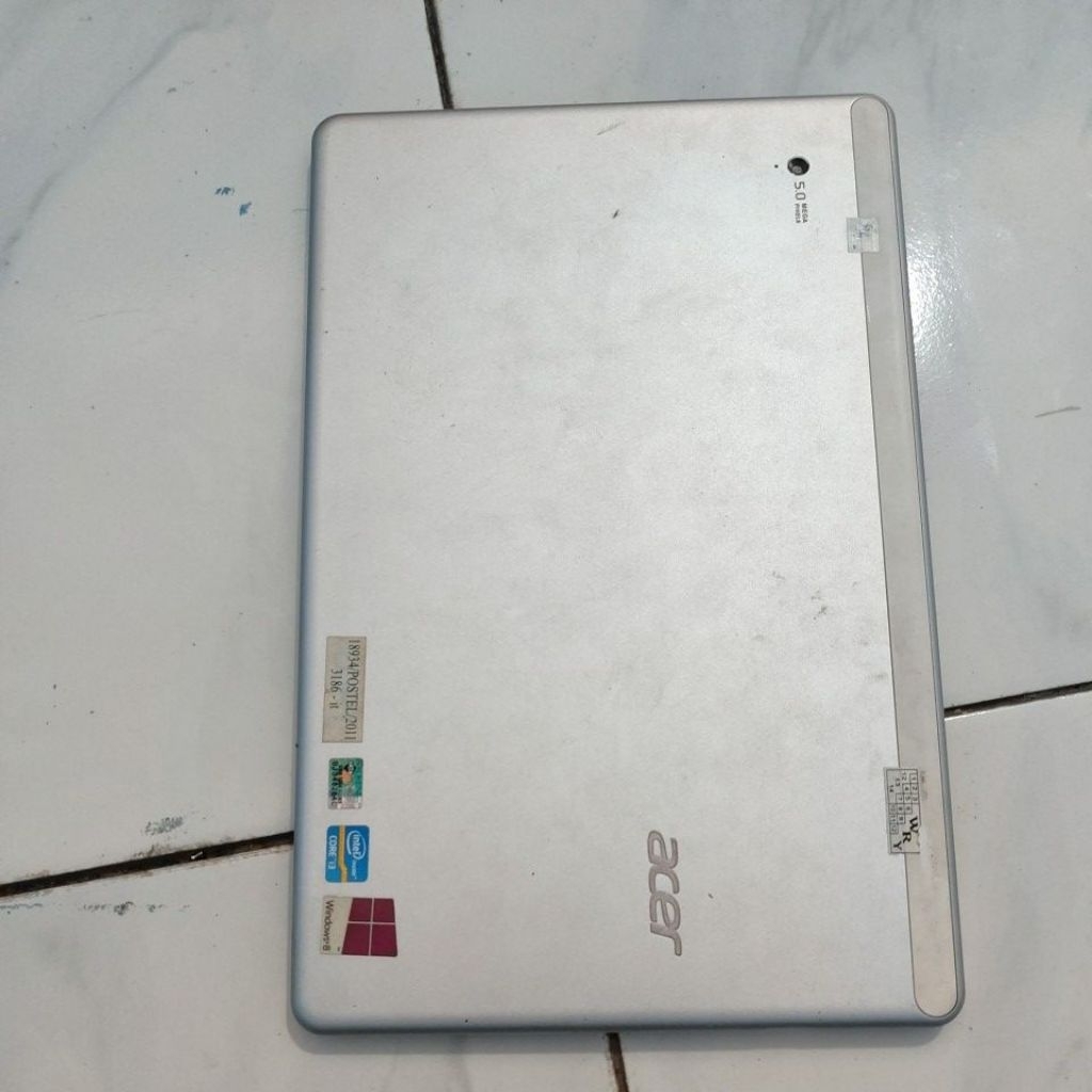 mesin mainboard accer Iconia W700