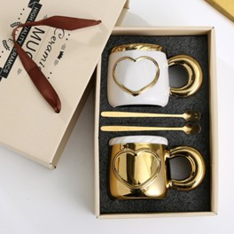 Lover Couple Mug / Set Gift Box isi 2 Gelas Cangkir Mug Kopi Teh Bahan Keramik / Gelas Minum Kramik 