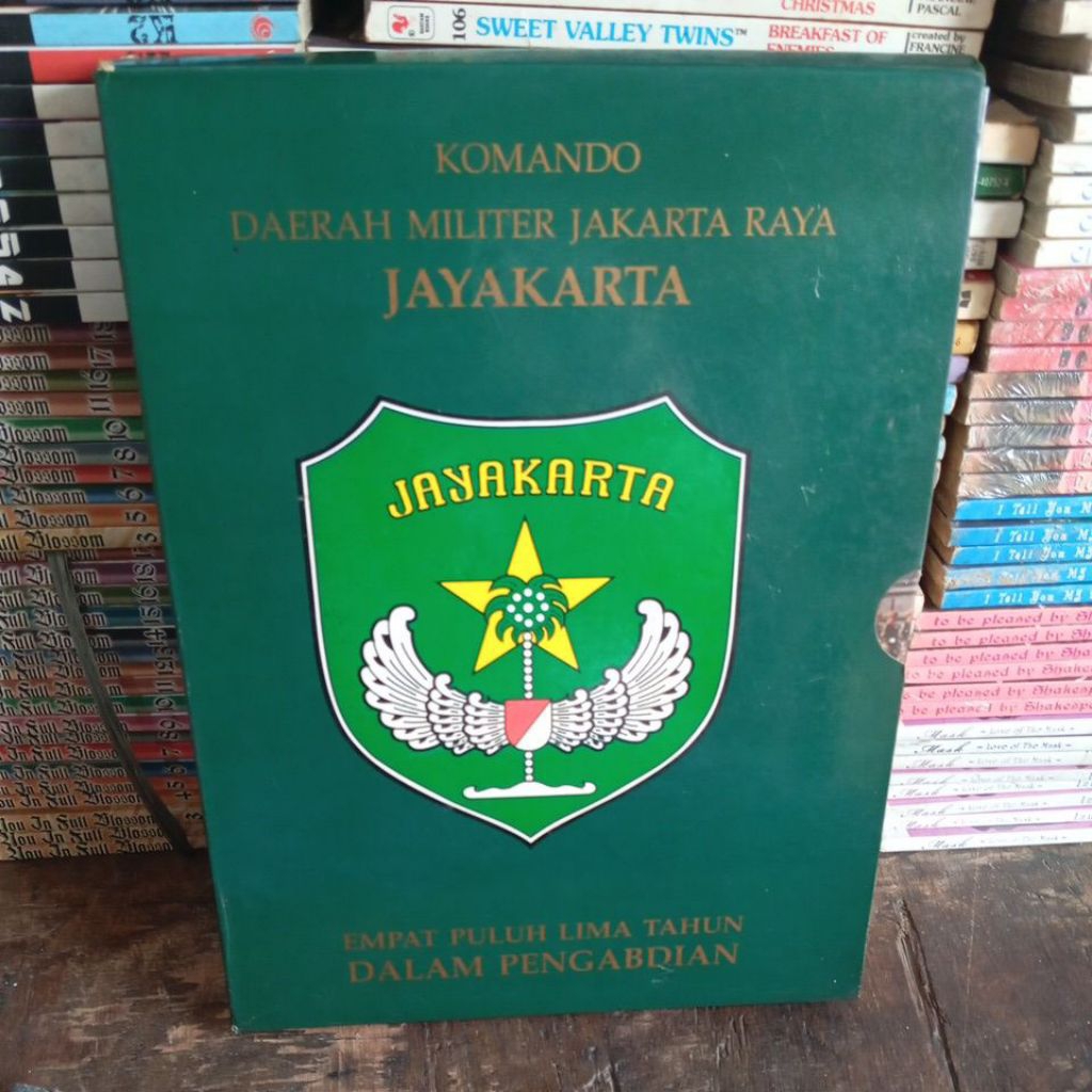 Buku - 45 Tahun KODAM JAYA JAYAKARTA Dalam Pengabdian. HC