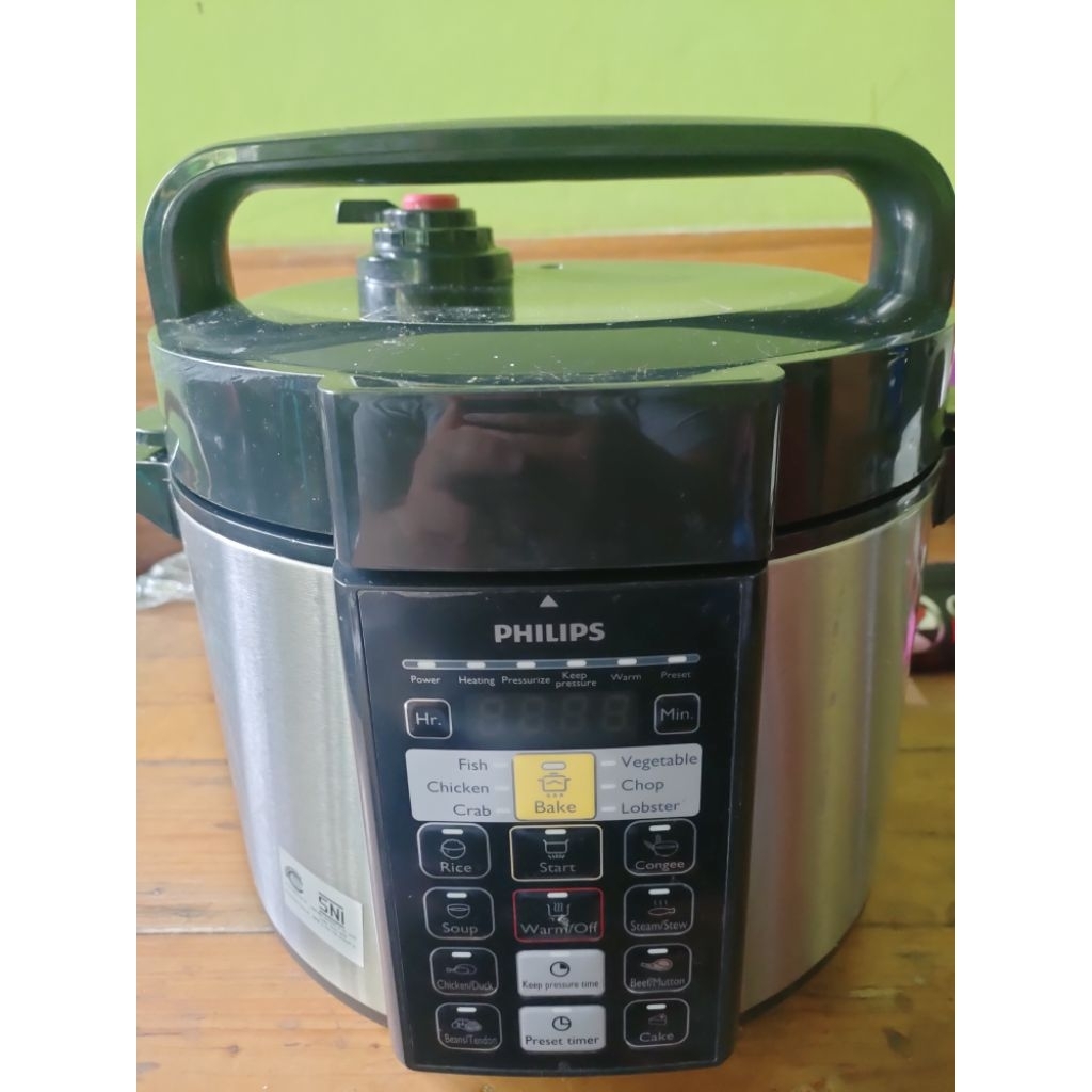 Philips Electric Pressure Cooker HD2136