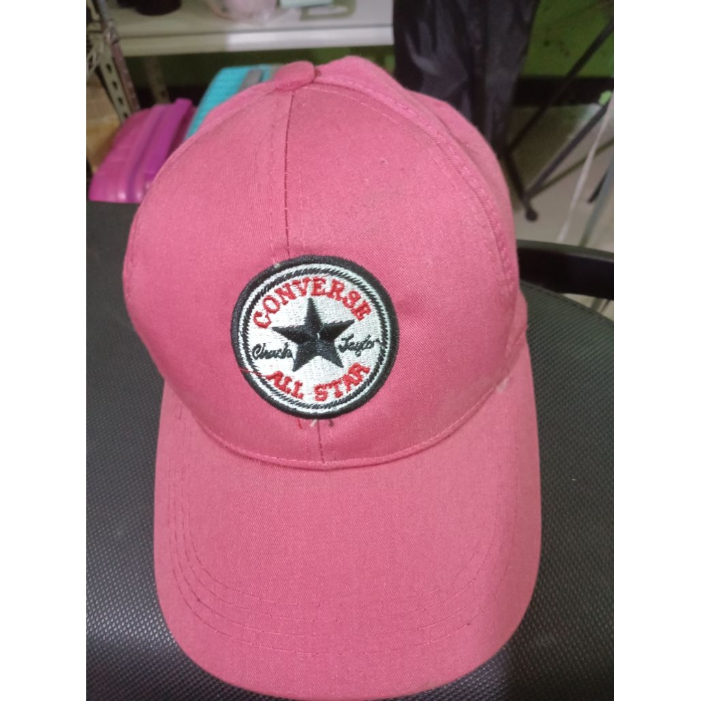 Preloved Topi Convers pink