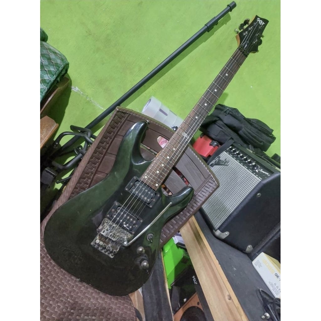 Gitar Sgr by  Schecter c1 fr black glossy