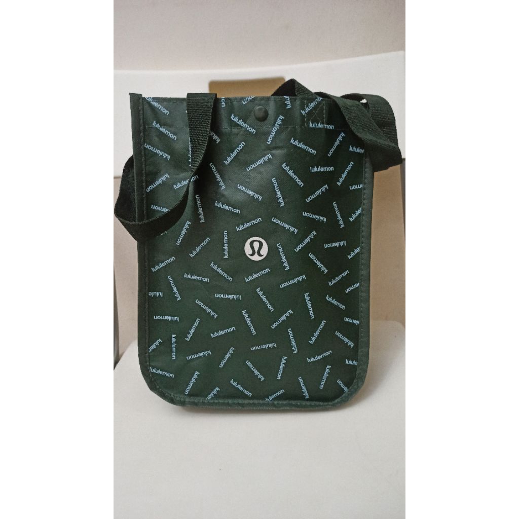 TAS Lululemon Reusable Shopping Tote Bag Small Holiday 2024 Green All Over Logo