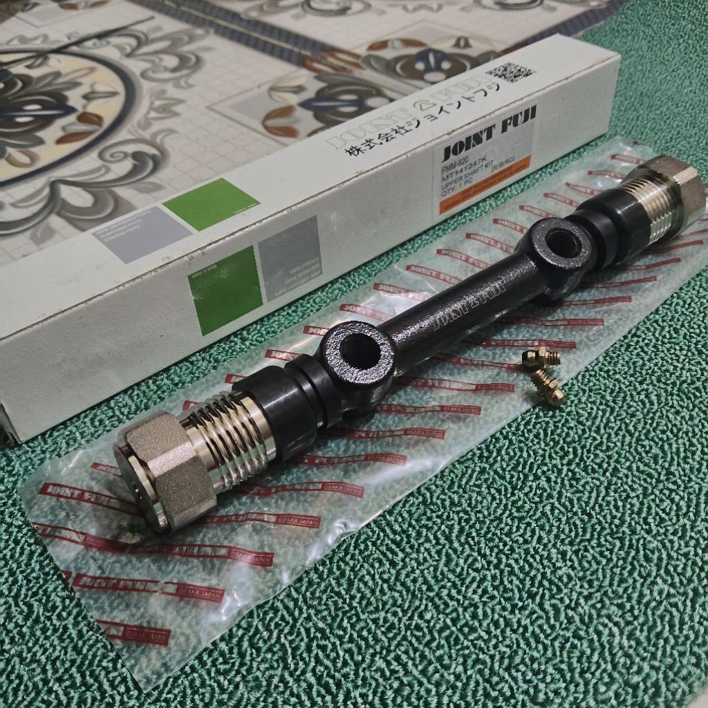 Upper Arm Shaft Kit L300 T120 - As Sayap Atas Mitsubishi - As Sentrik Joint Fuji MT141247