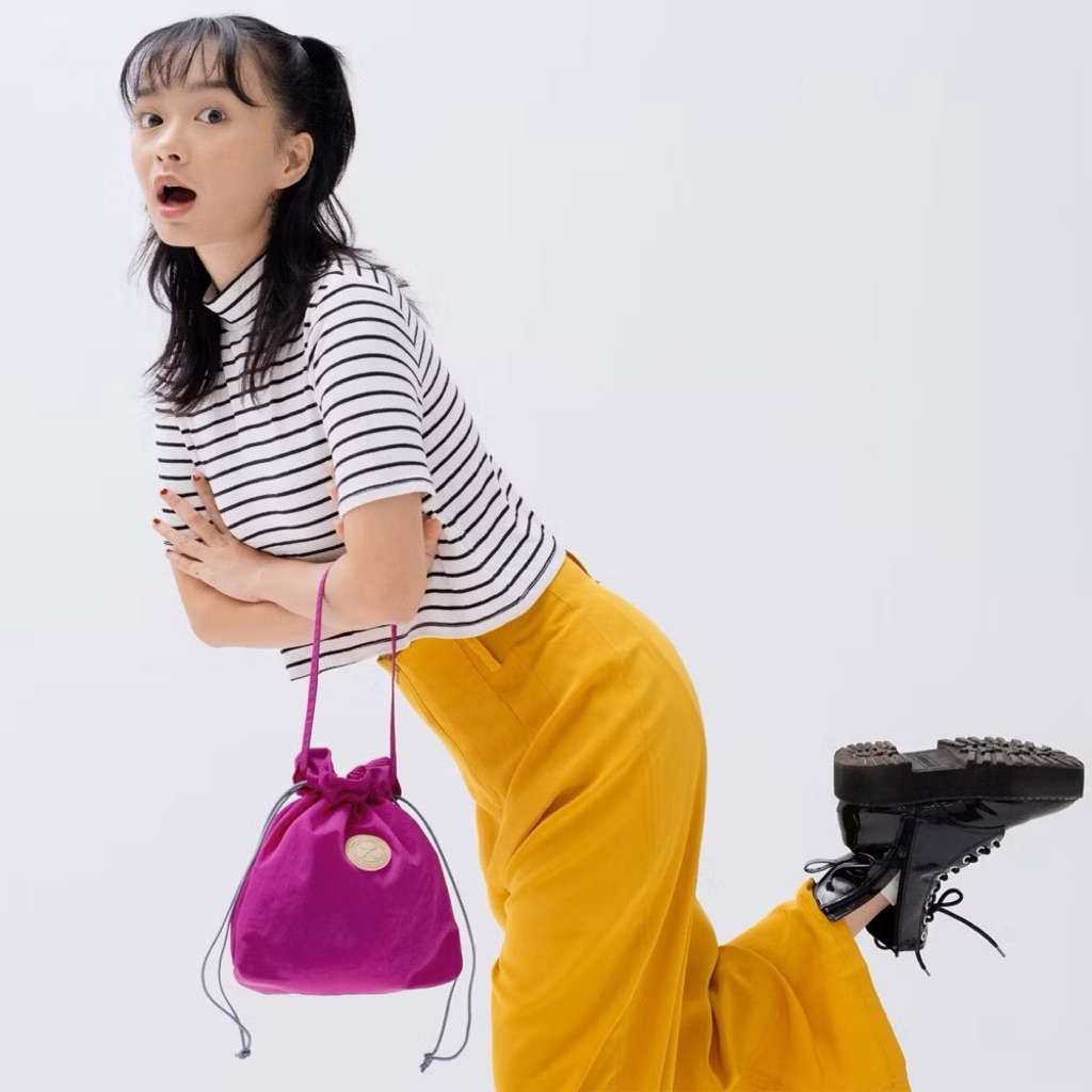 Preloved Pouch Serut in Fuschia by Exports Bag