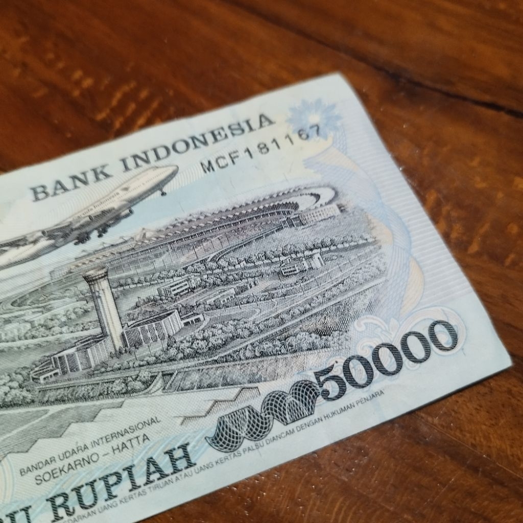 uang kuno koleksi 50 rb Soeharto. uang Kertas