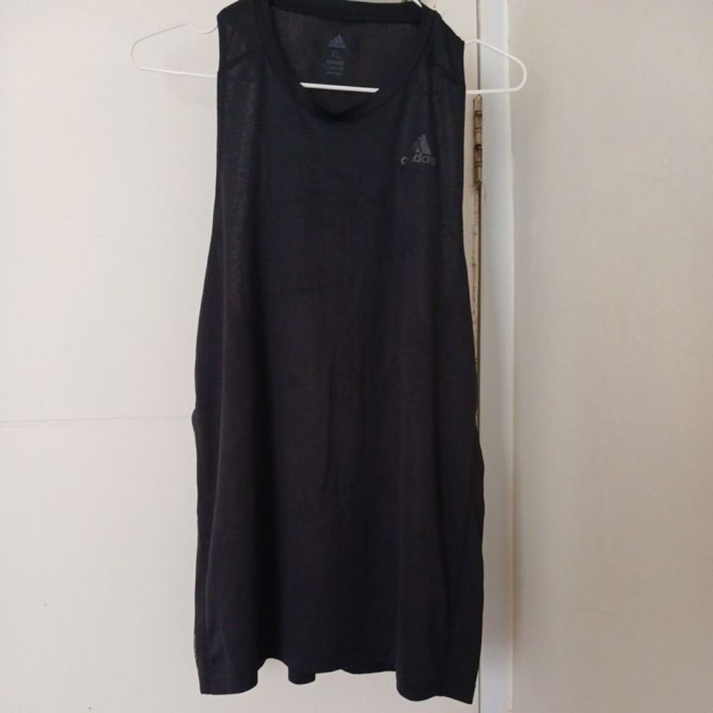 tanktop pria kutungan pria baju gym pria dryfit