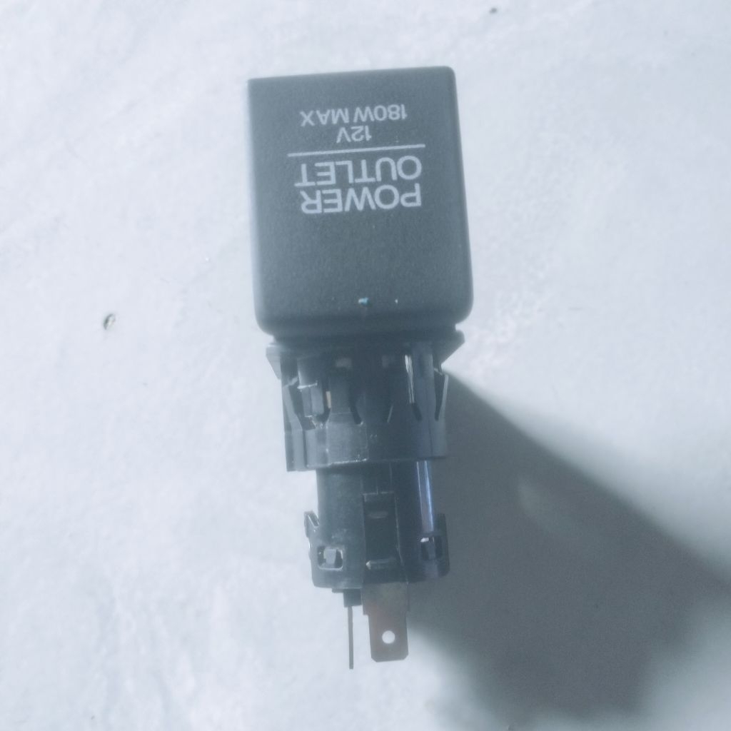 Power outlet mobil Honda Original