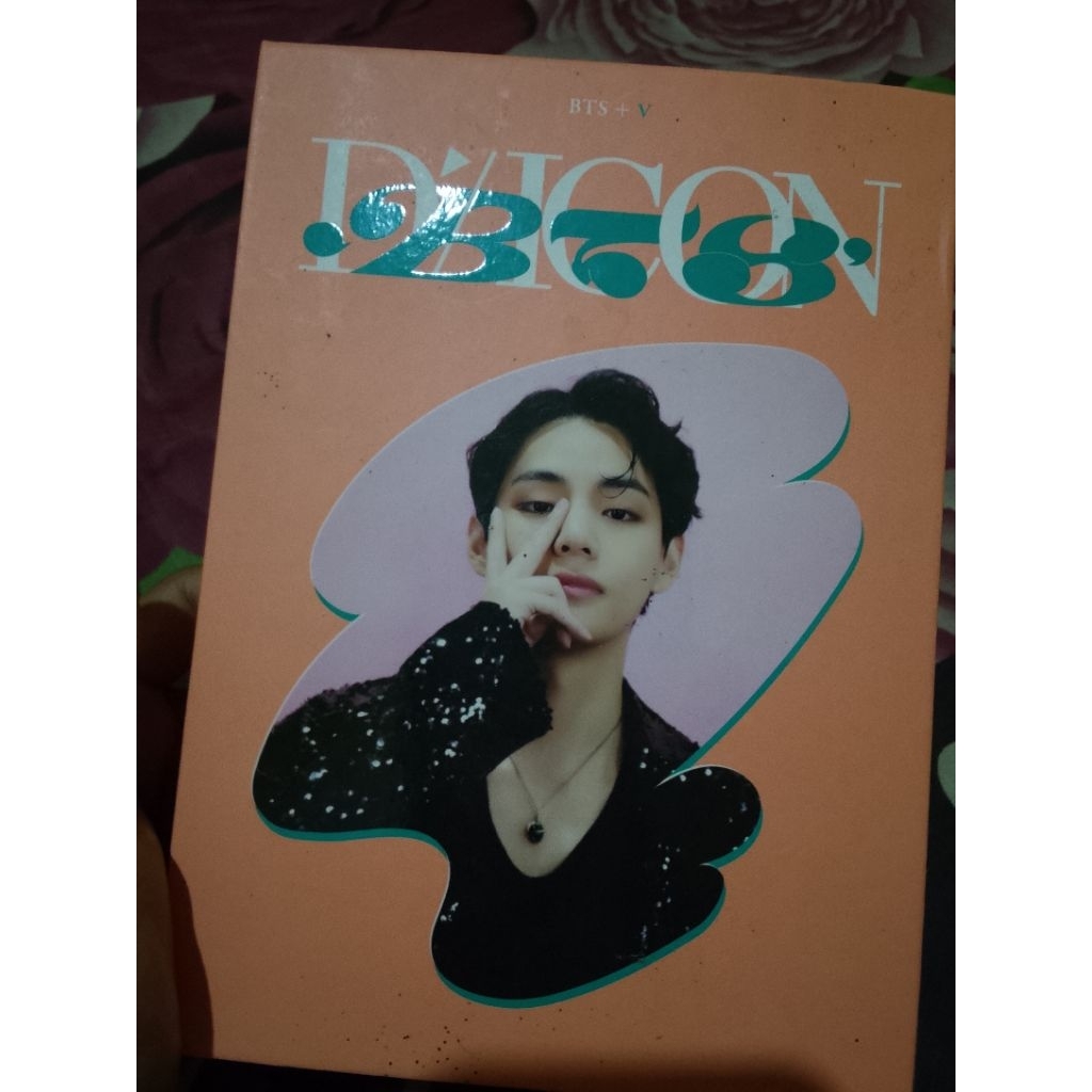 Binder Dicon 102 BTS Cover V Official